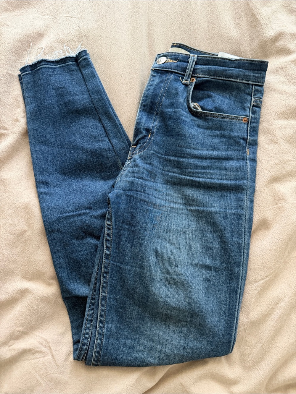 H&M Women's Skinny Jeans in Dark Blue Denim
